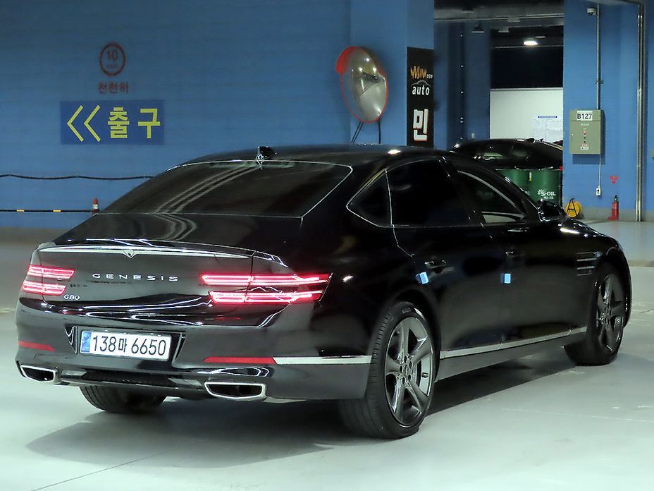 Genesis G80 2023