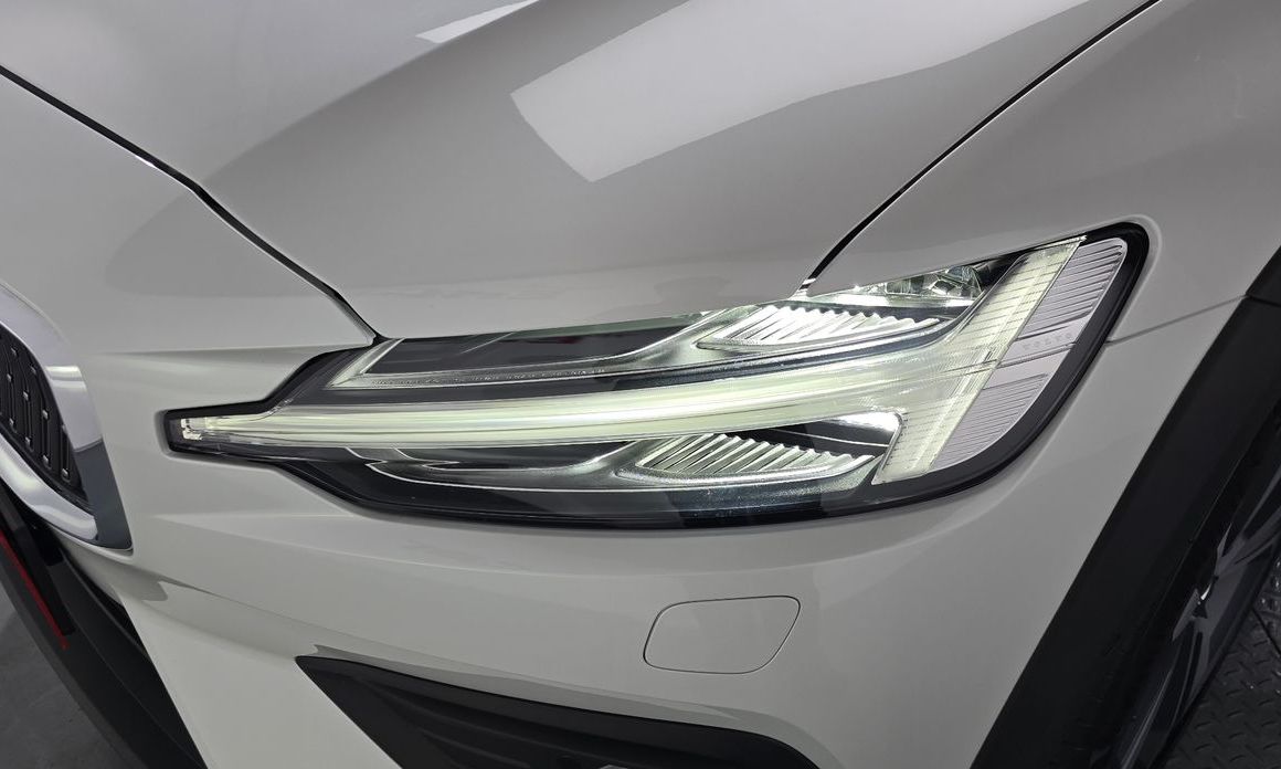 Volvo V60 2021