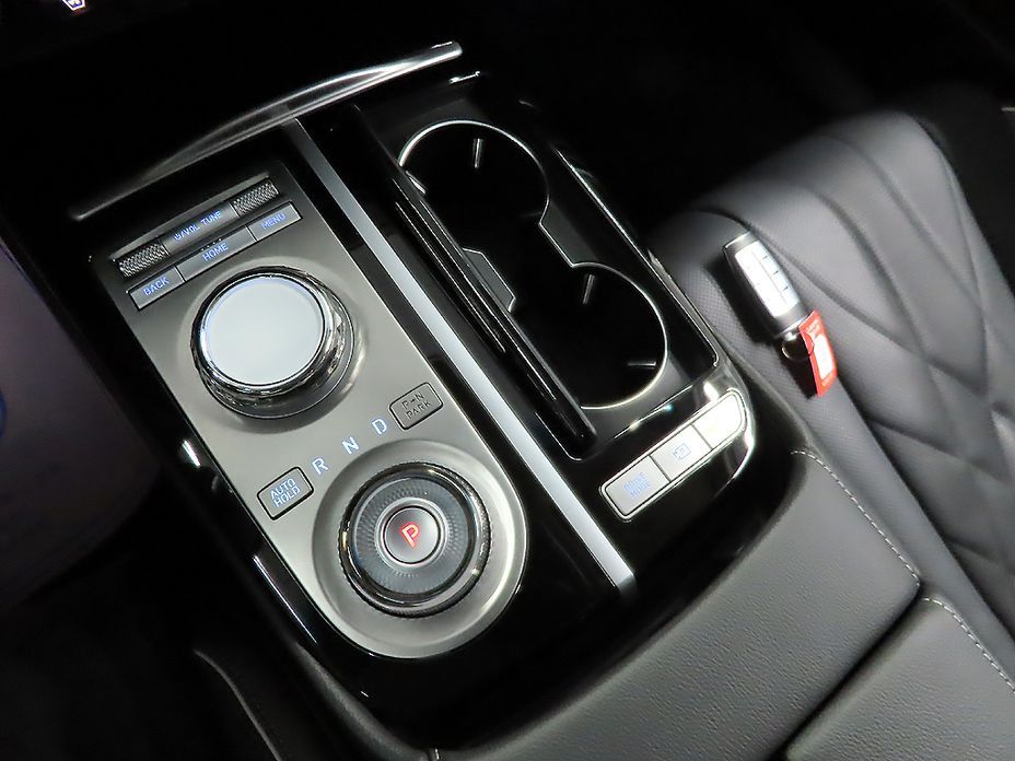Genesis G80 2023