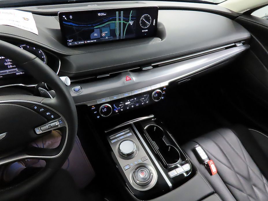 Genesis G80 2023
