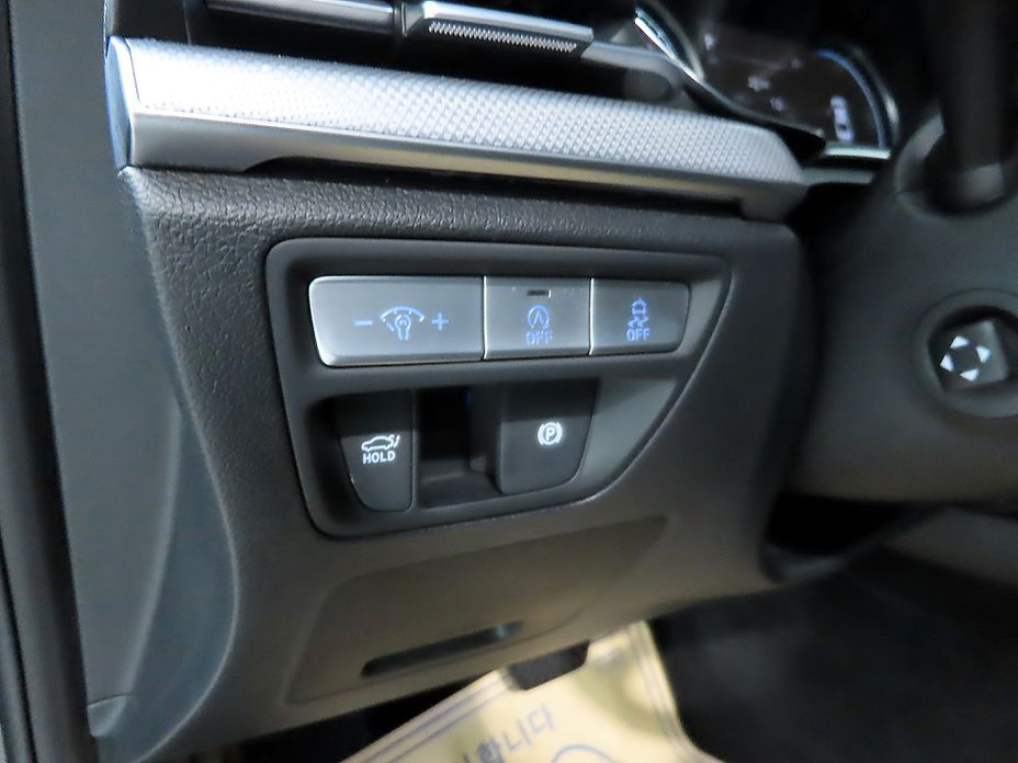 Genesis G80 2023