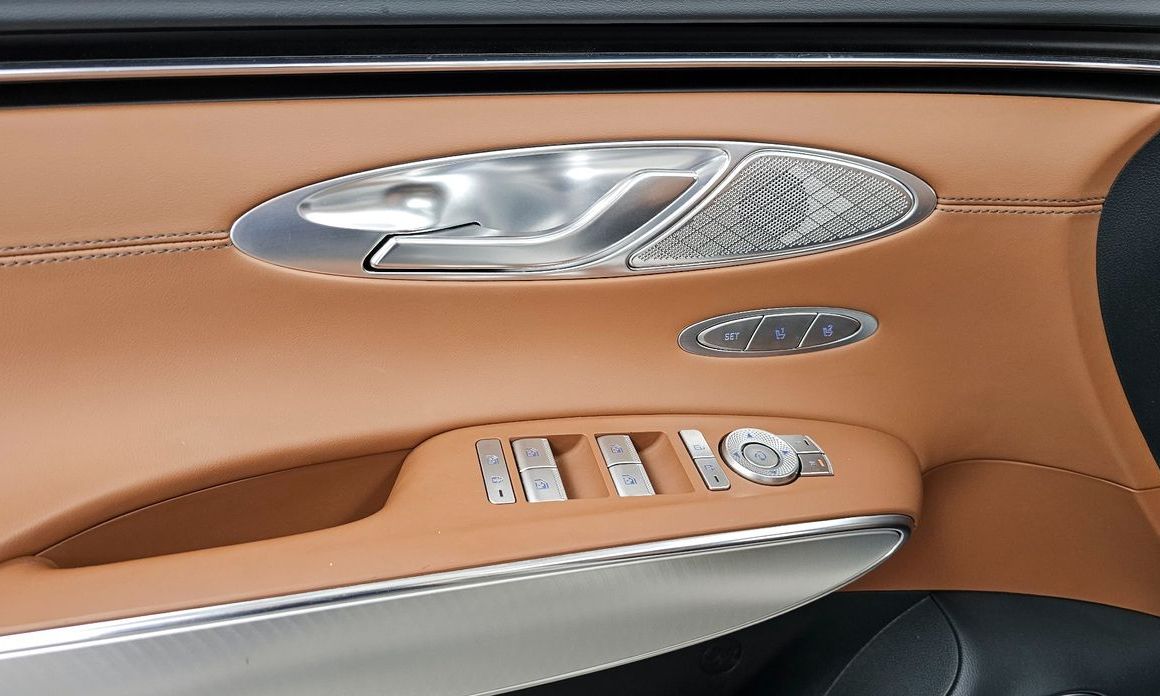 Genesis GV70 2023