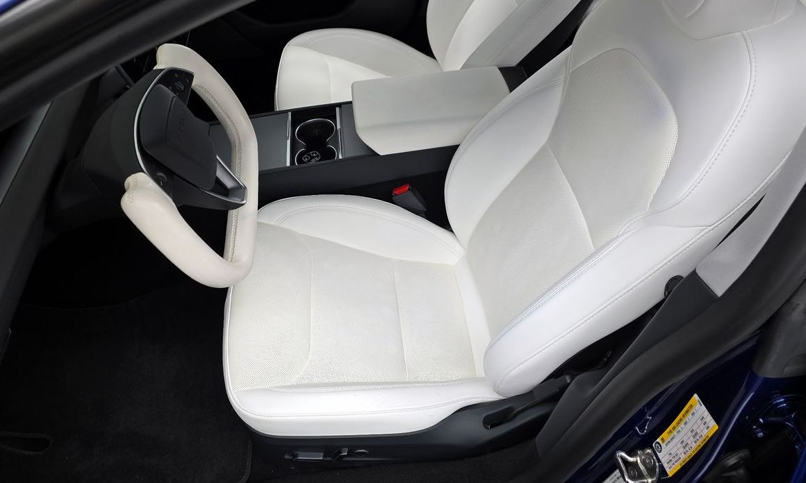 Tesla Model 3 2024