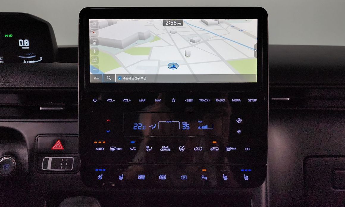 Hyundai Staria 2025