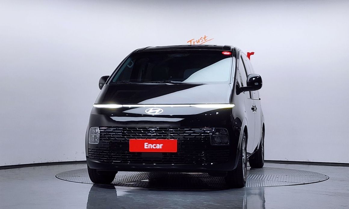 Hyundai Staria 2025