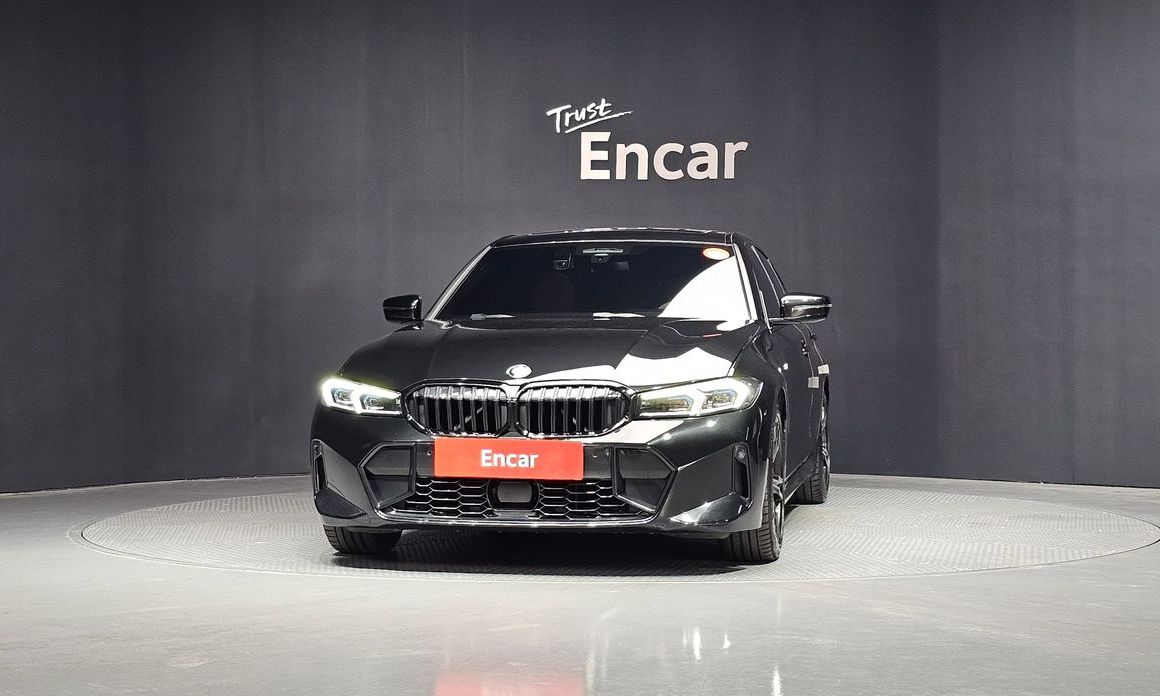 BMW 3-Series 2023