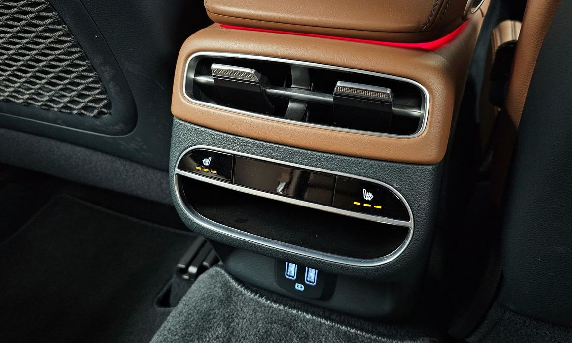 Genesis GV70 2023
