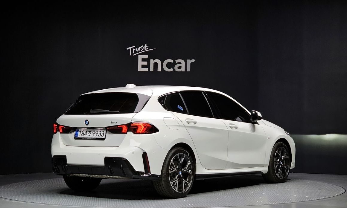BMW 1-Series 2025