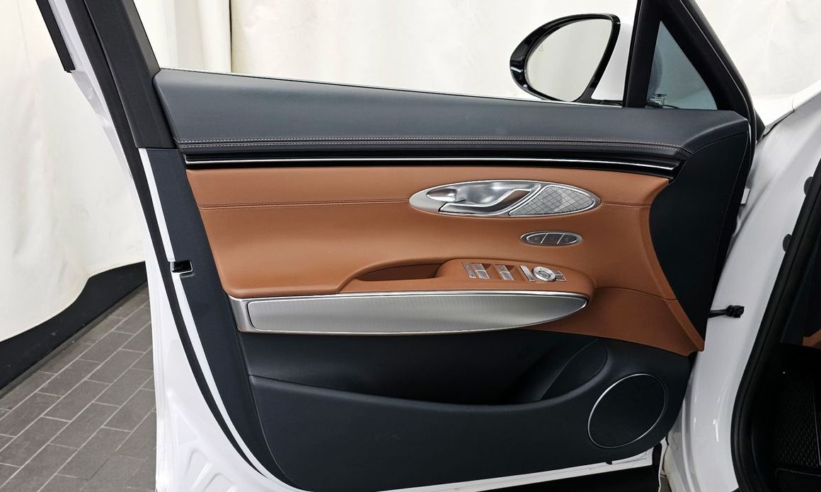 Genesis GV70 2023