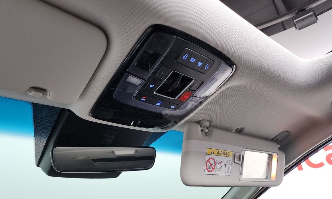 Hyundai Staria 2025
