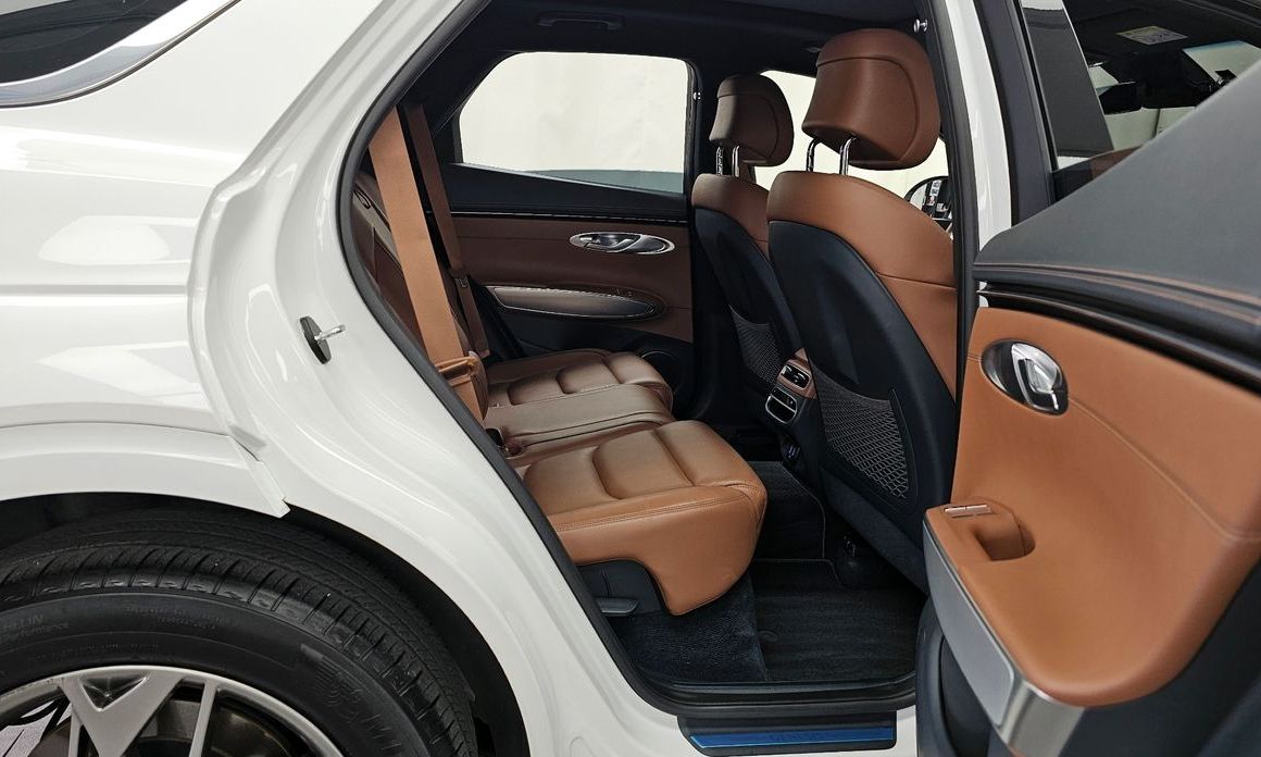 Genesis GV70 2023