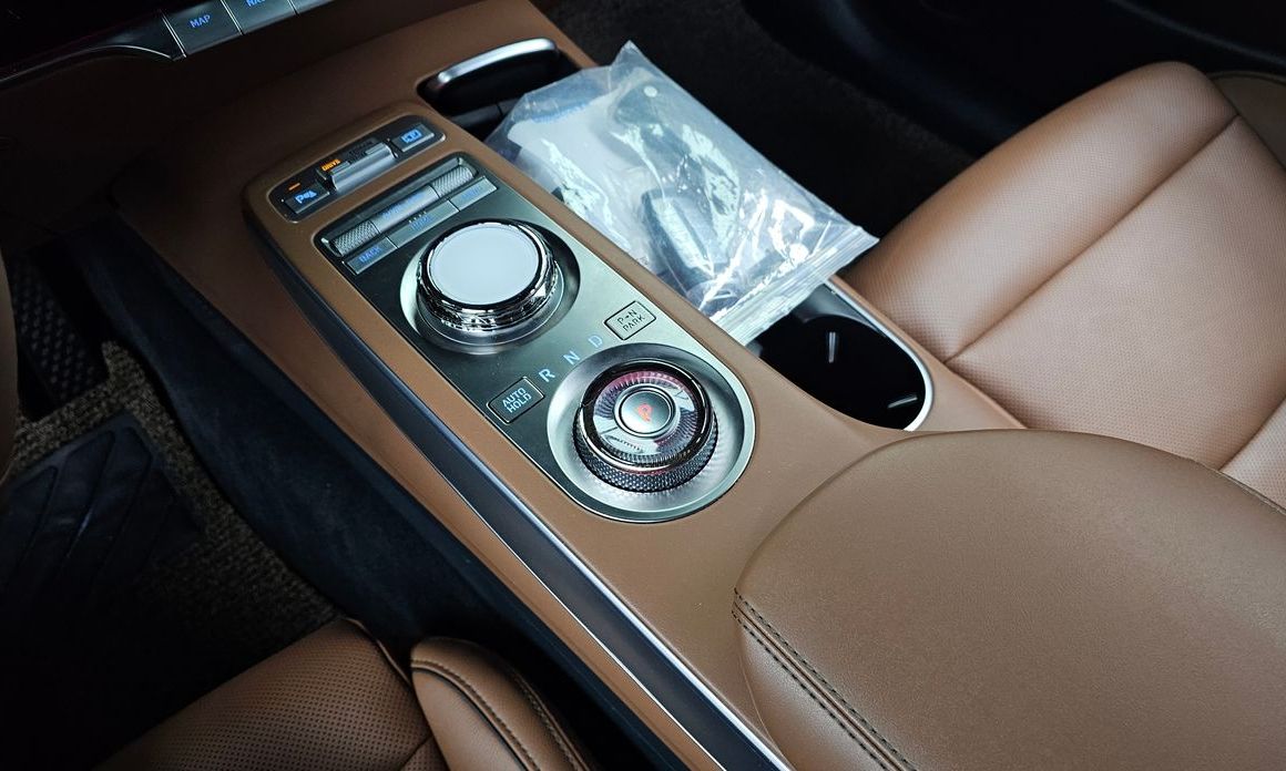 Genesis GV70 2023