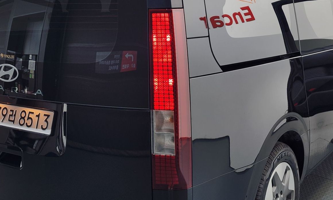 Hyundai Staria 2025