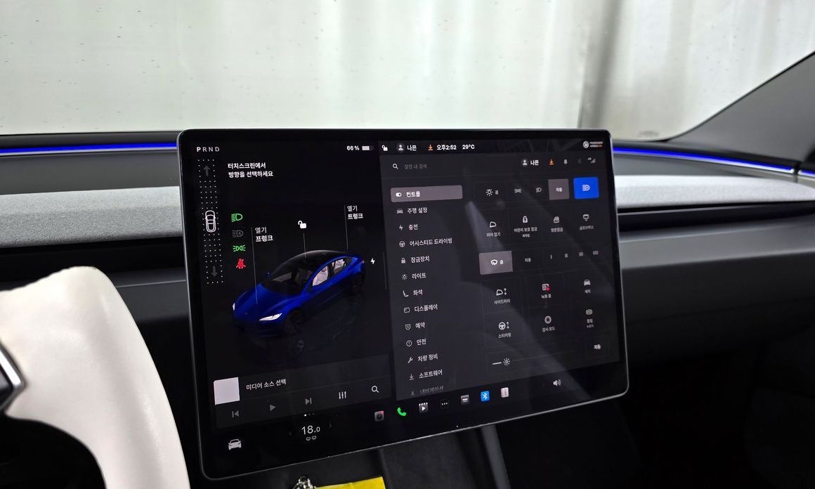 Tesla Model 3 2024