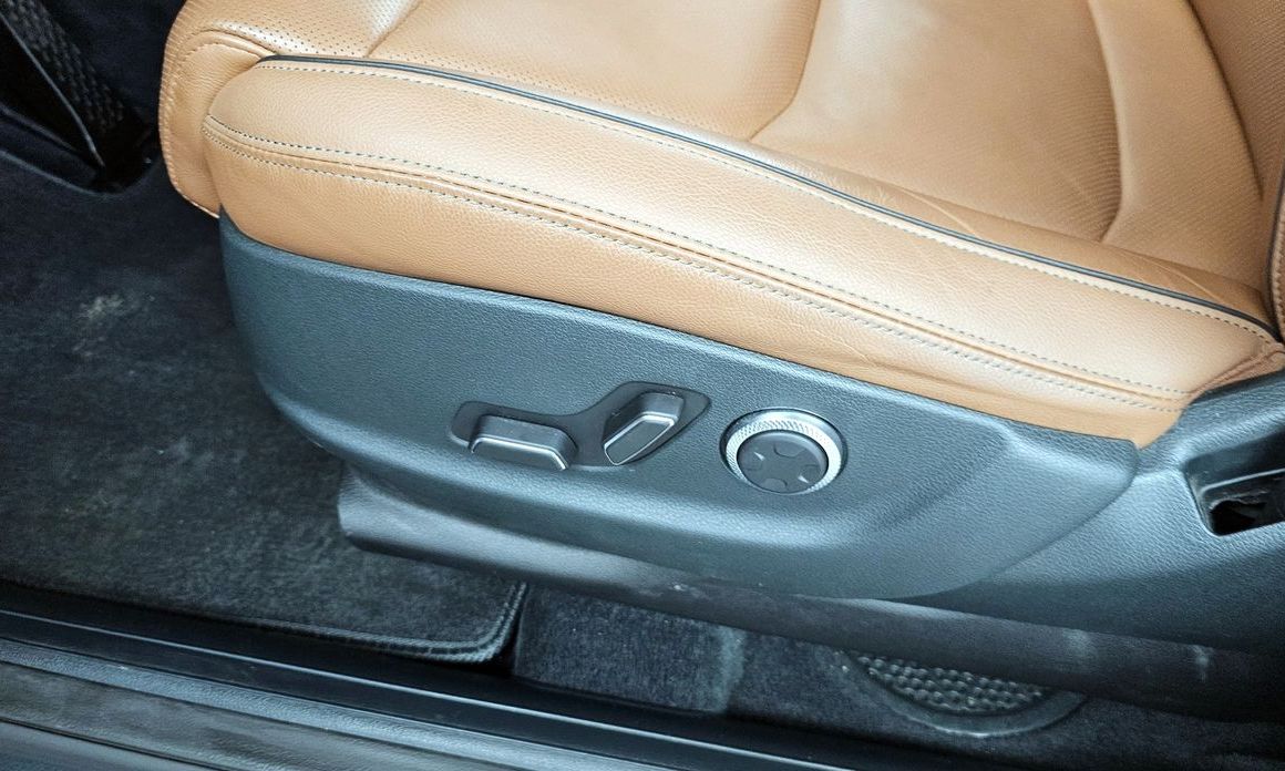 Genesis GV70 2023