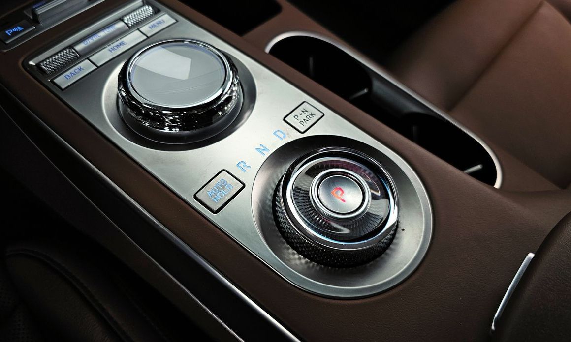 Genesis GV70 2023