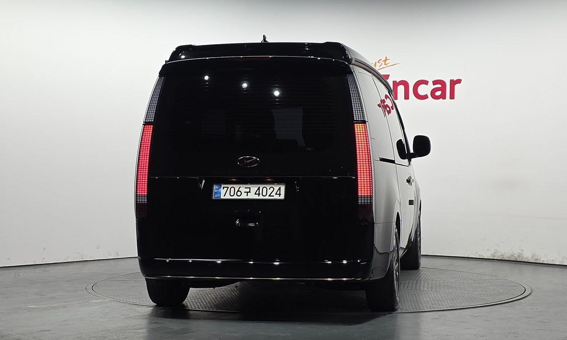 Hyundai Staria 2023