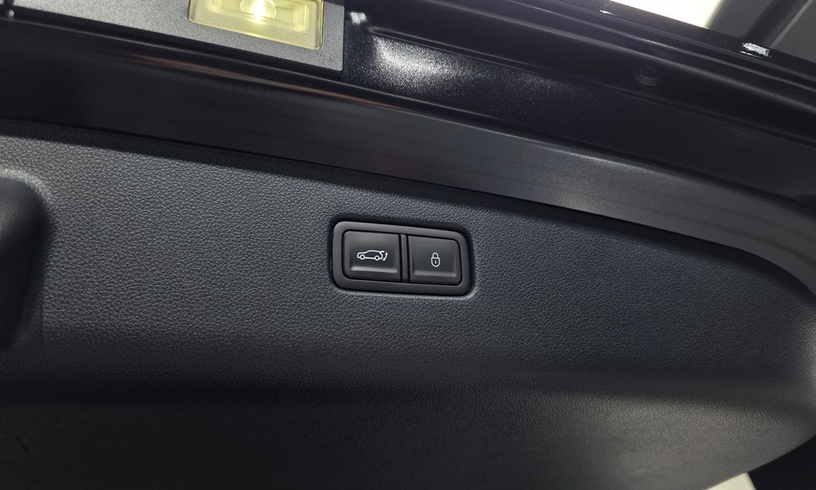 Genesis GV70 2024