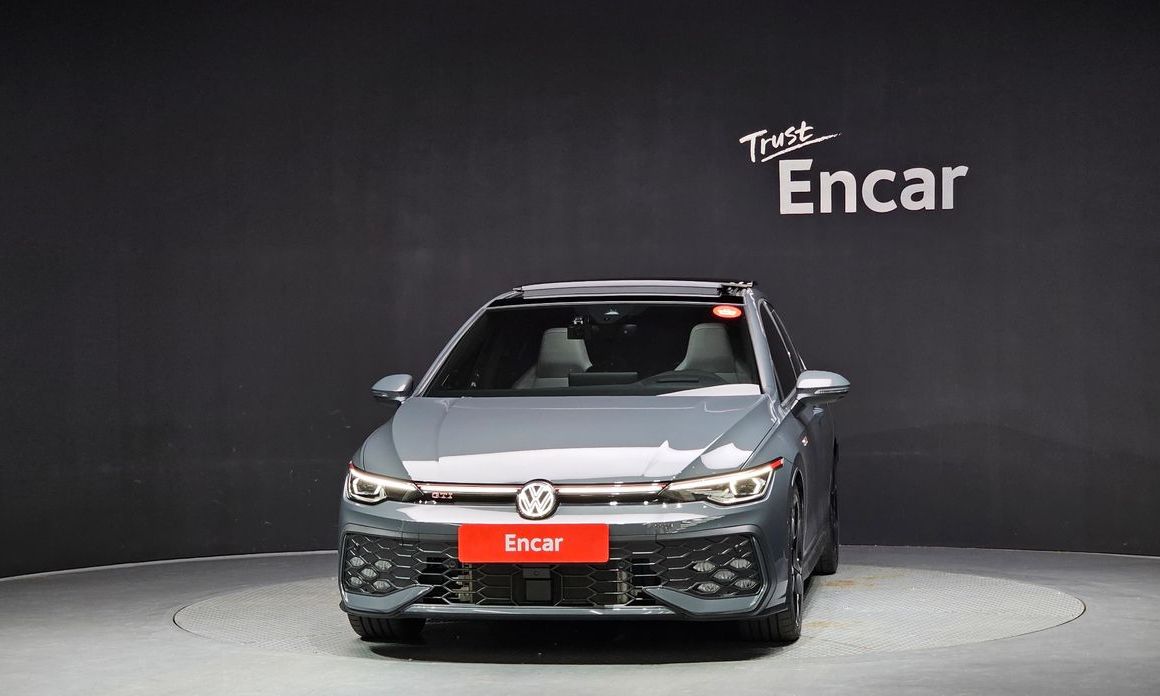 Volkswagen Golf 2025