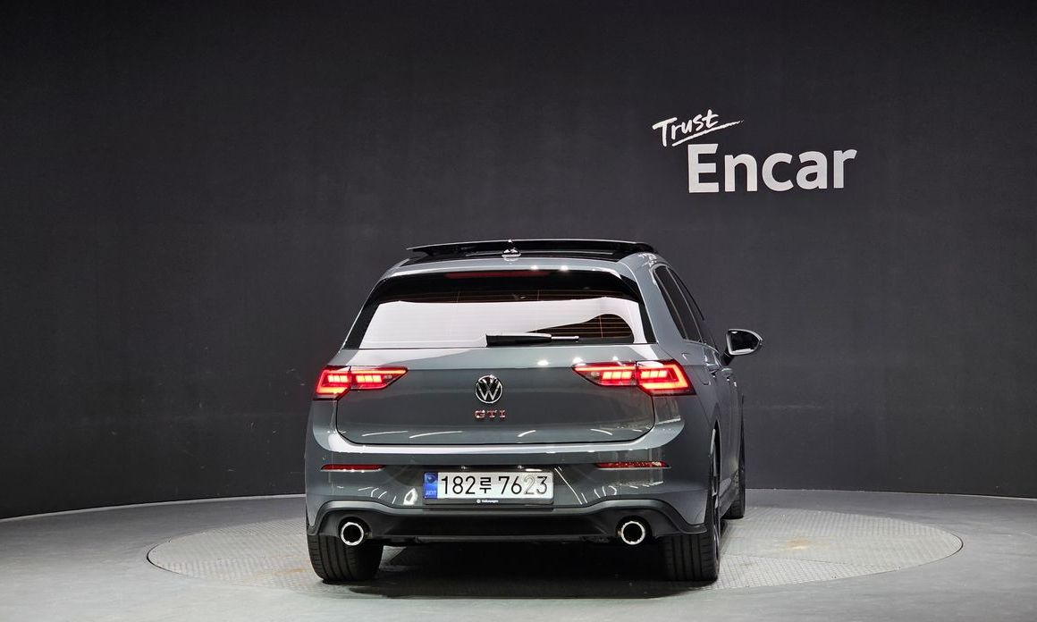 Volkswagen Golf 2025