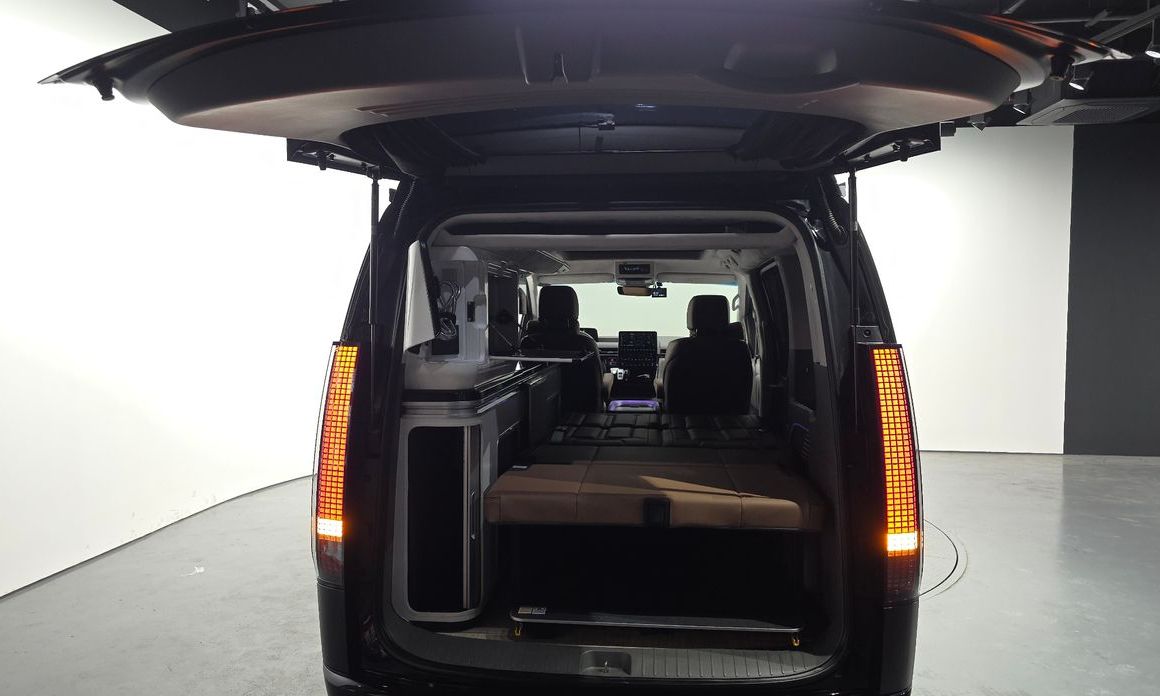 Hyundai Staria 2023