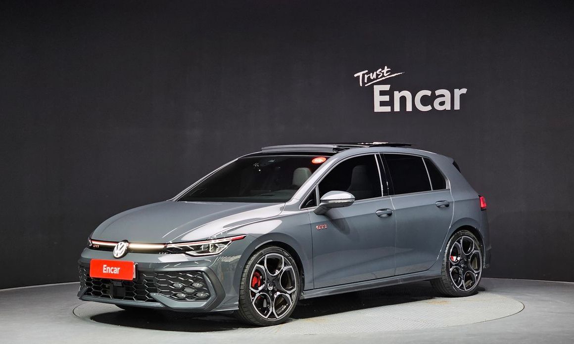 Volkswagen Golf 2025