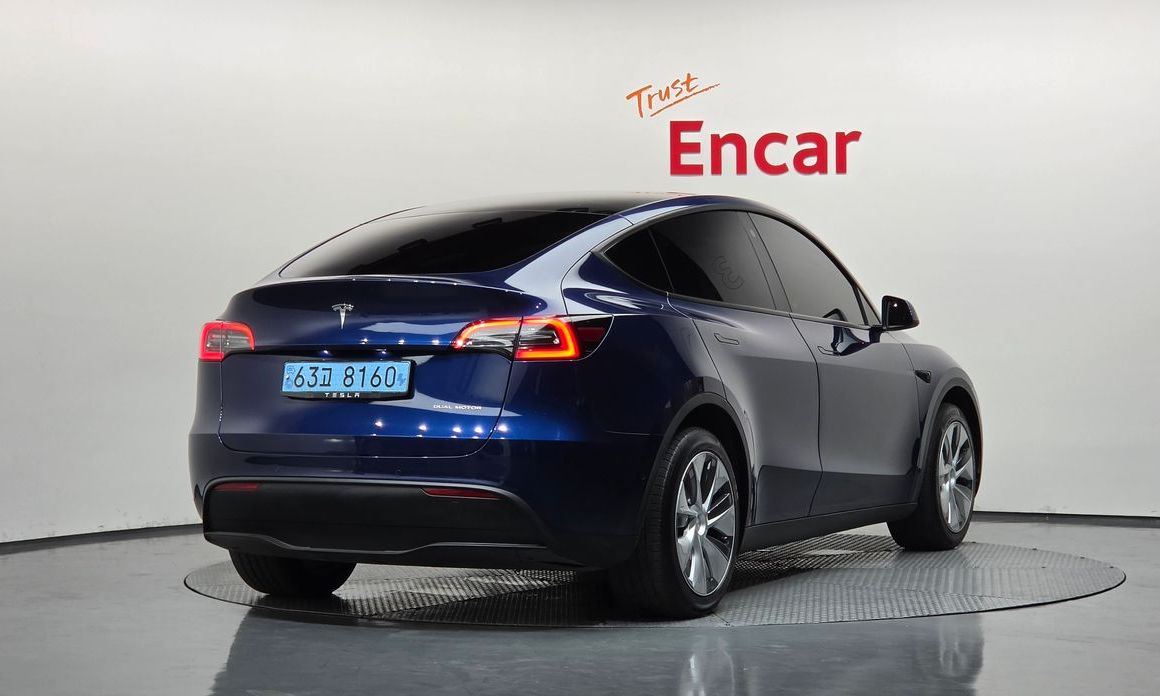 Tesla Model Y 2022