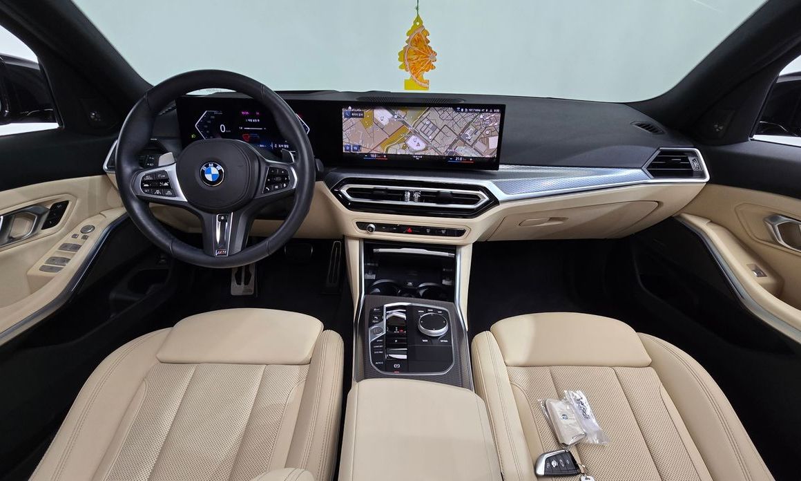 BMW 3-Series 2023
