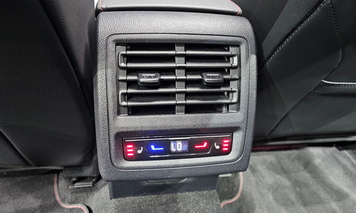 Volkswagen Golf 2025