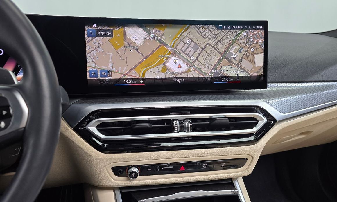 BMW 3-Series 2023