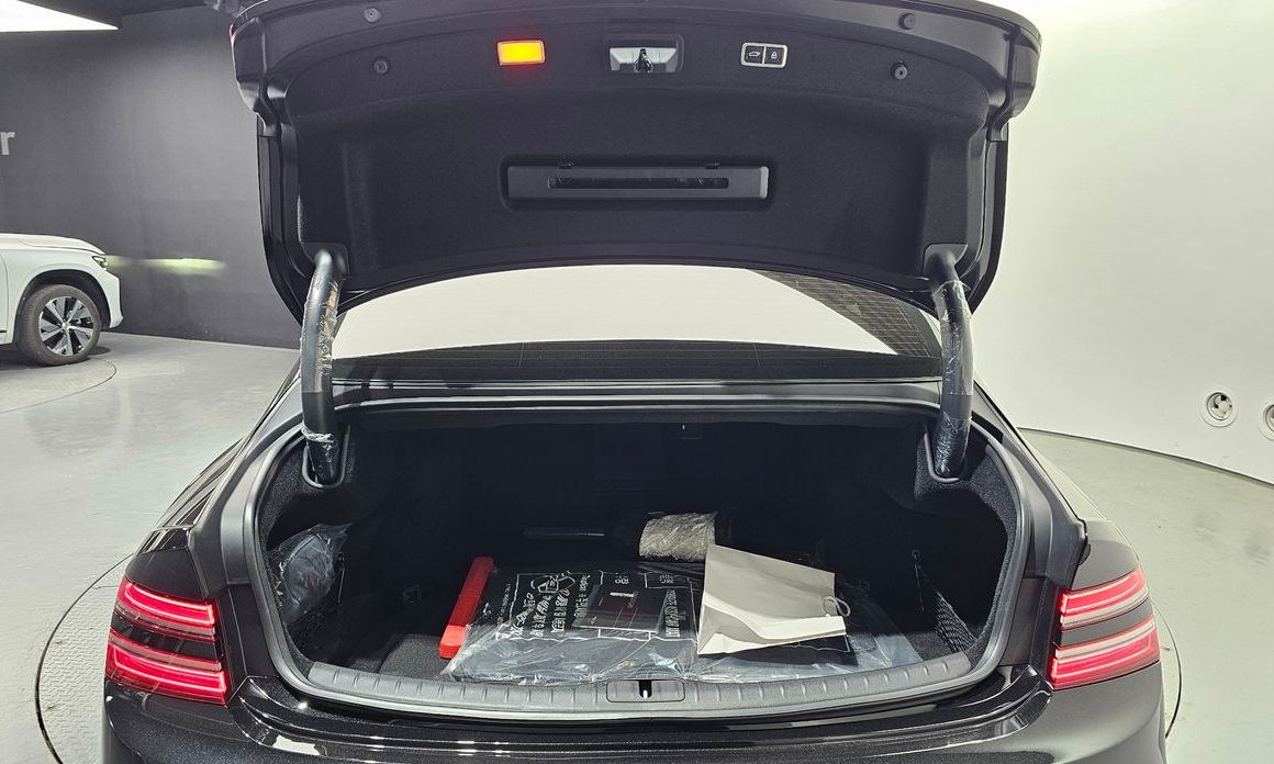 Genesis G80 2025