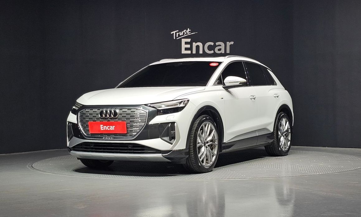 Audi Q4 e-tron 2025