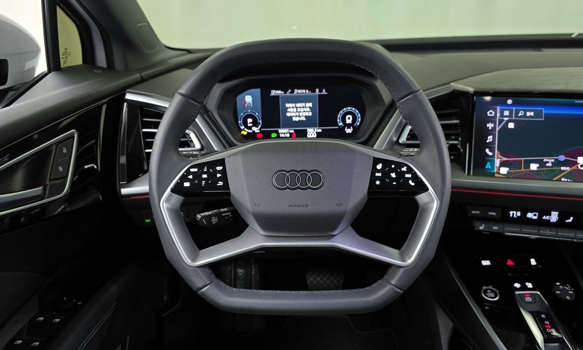 Audi Q4 e-tron 2025