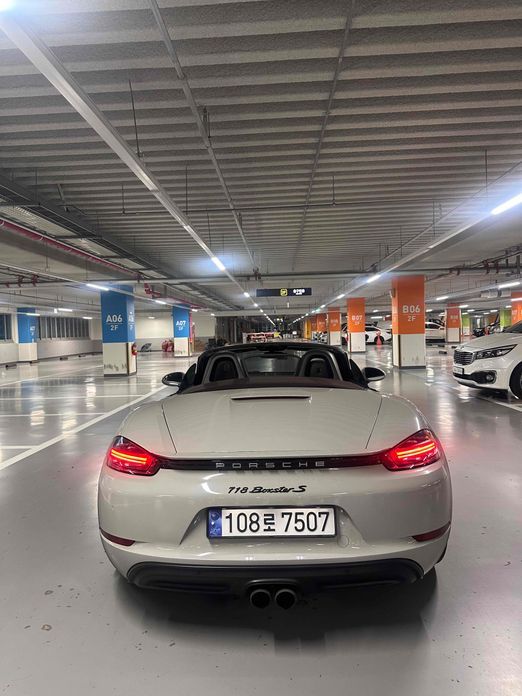 Porsche 718 2018