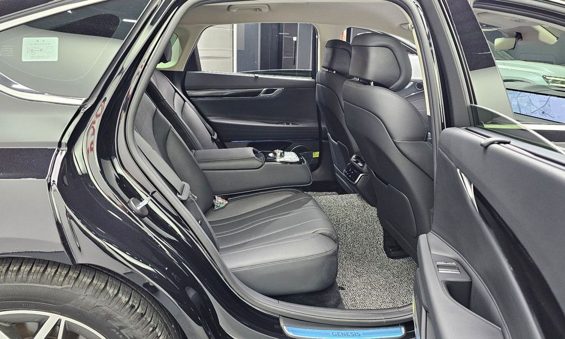 Genesis G80 2025