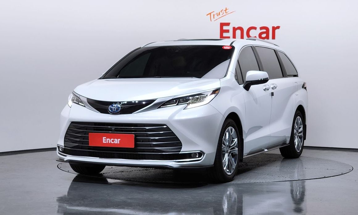 Toyota Sienna 2023