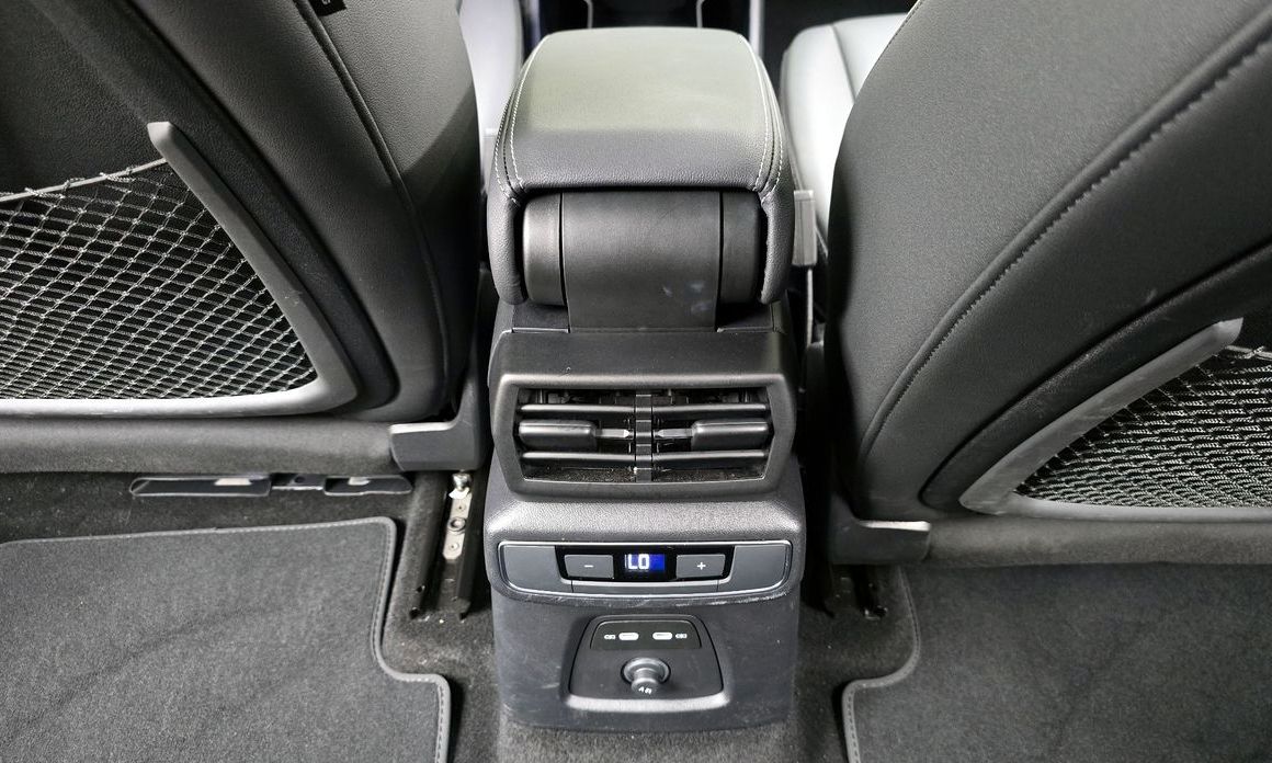 Audi Q4 e-tron 2025