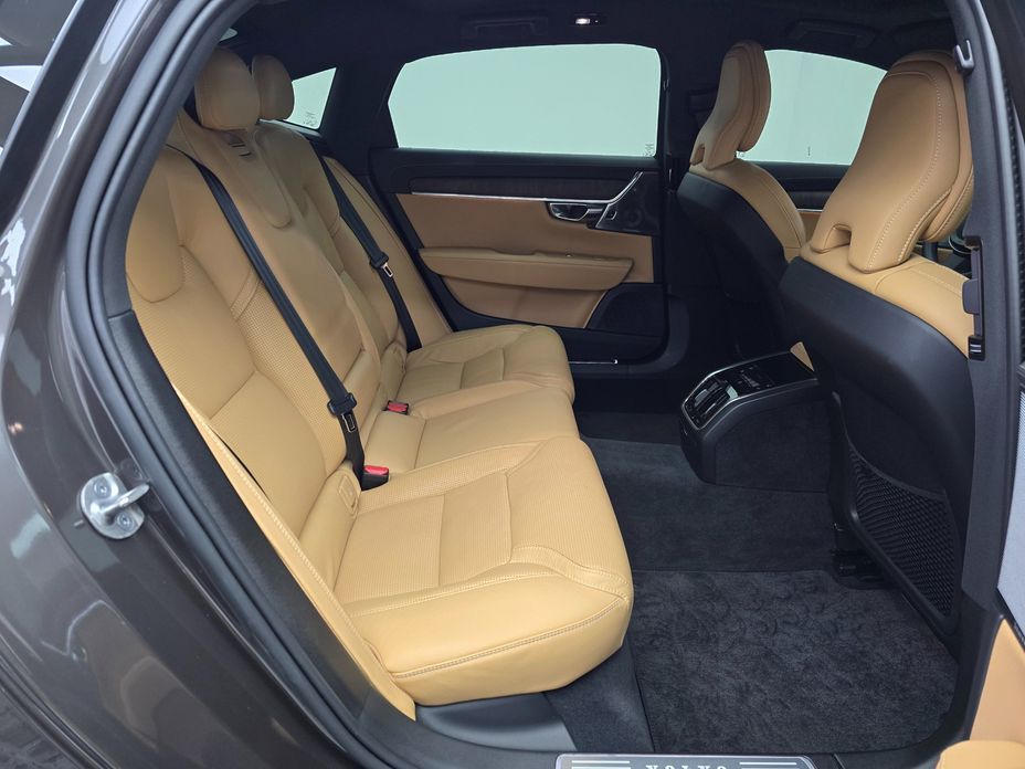 Volvo S90 2024