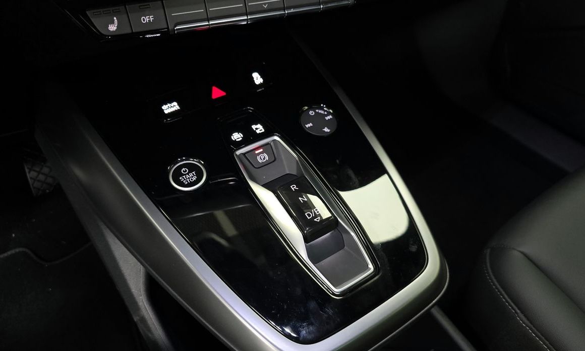 Audi Q4 e-tron 2025