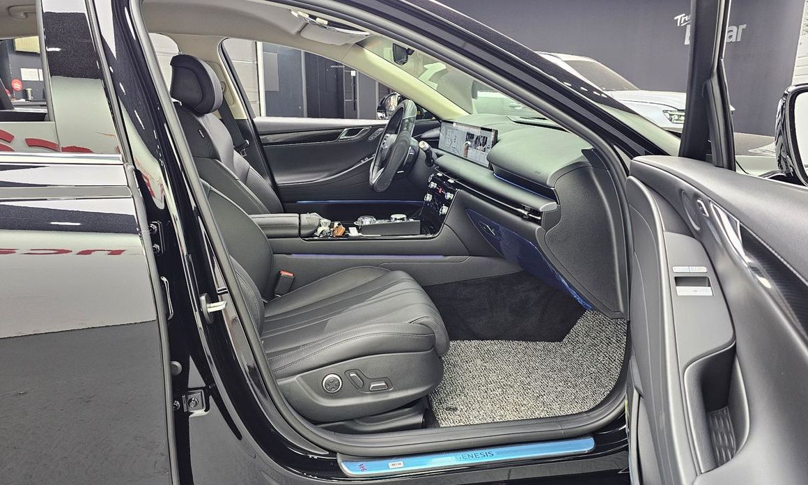 Genesis G80 2025