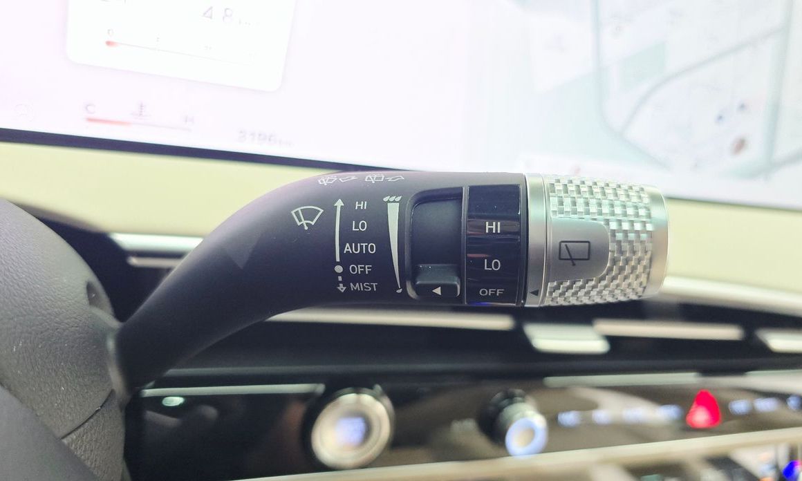 Genesis GV70 2025