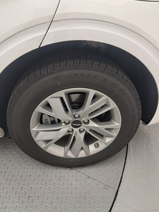 Genesis GV70 2025