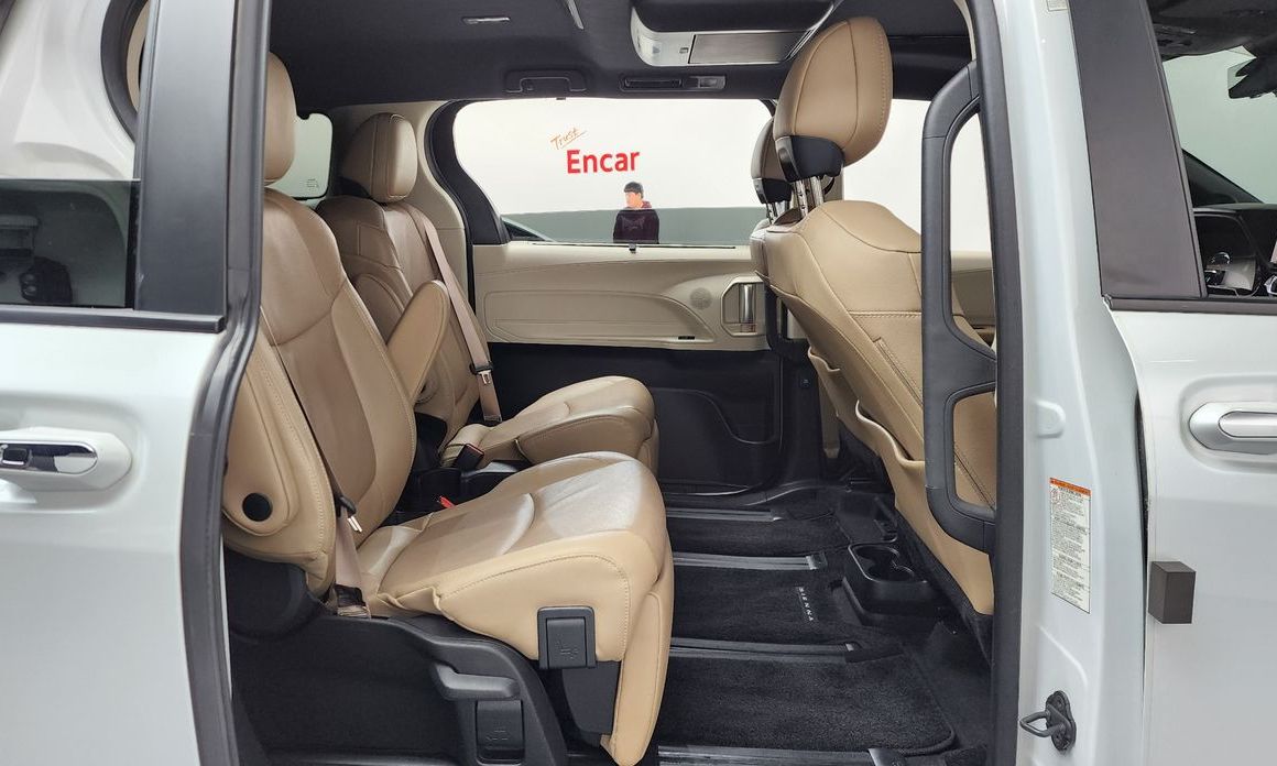 Toyota Sienna 2023