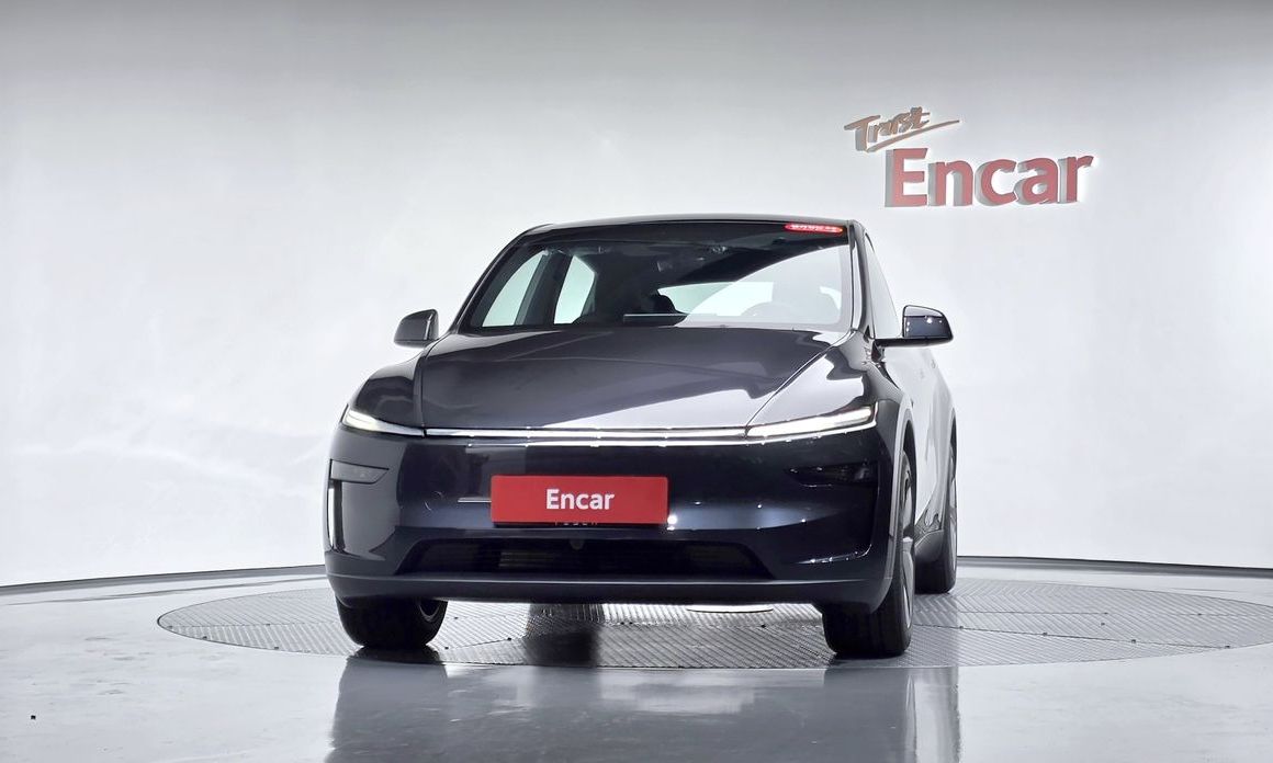 Tesla Model Y 2026