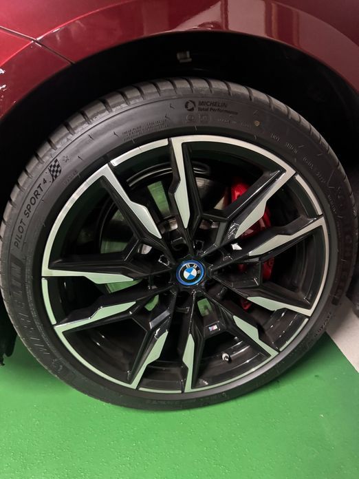 BMW i4 2024