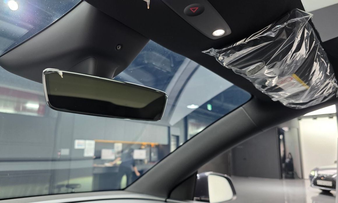 Tesla Model Y 2026