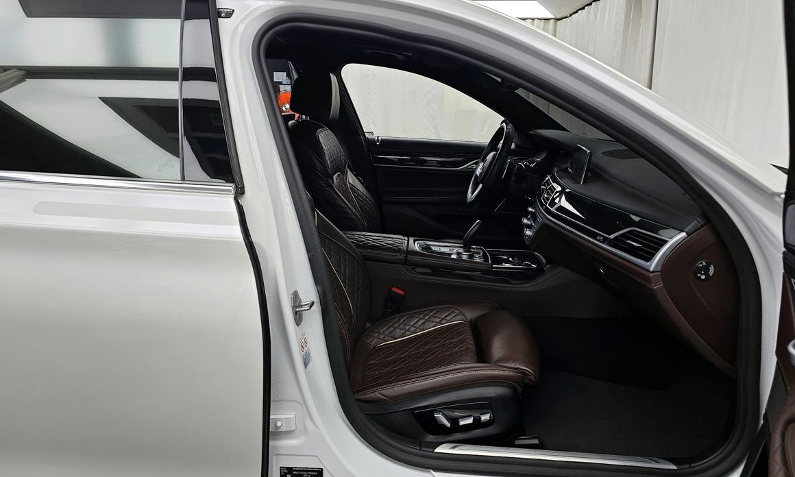 BMW 7-Series 2020