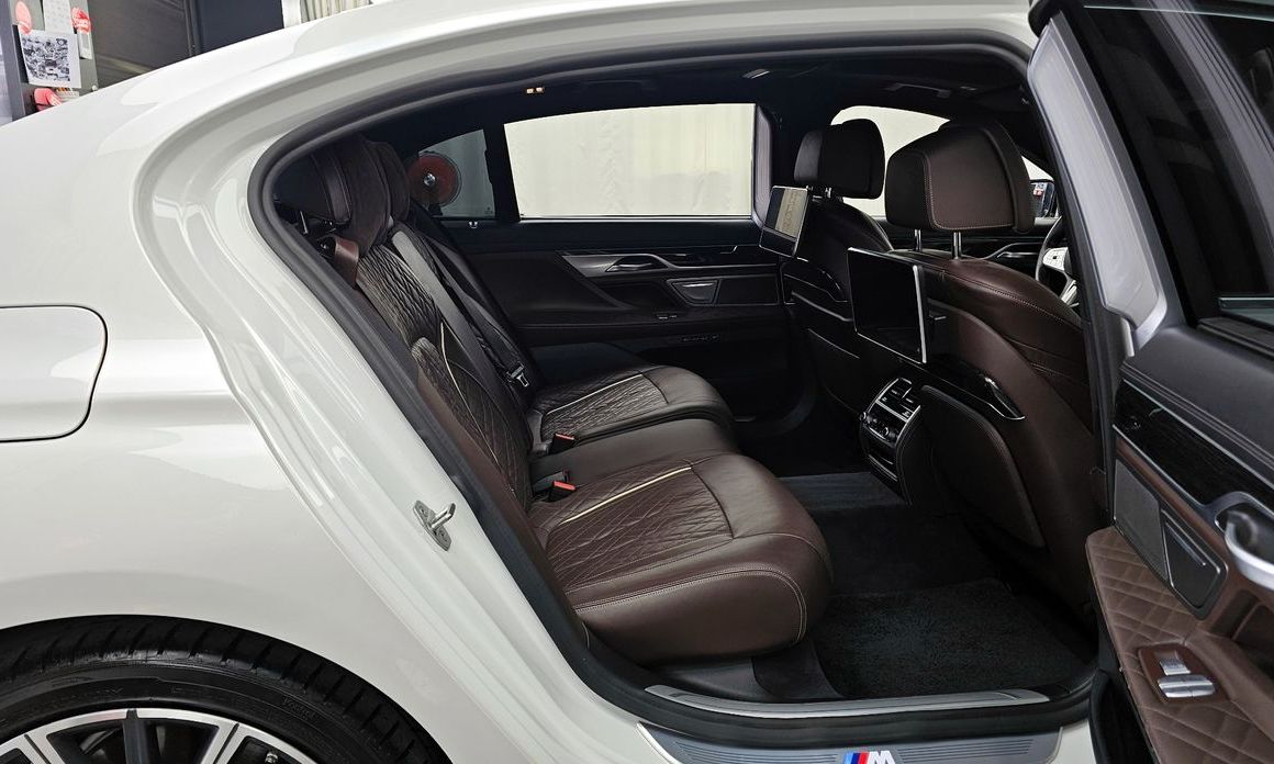 BMW 7-Series 2020