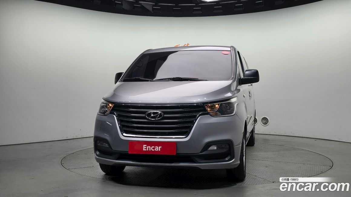 Hyundai Starex 2021