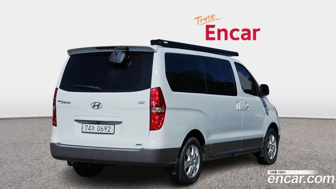 Hyundai Starex 2016